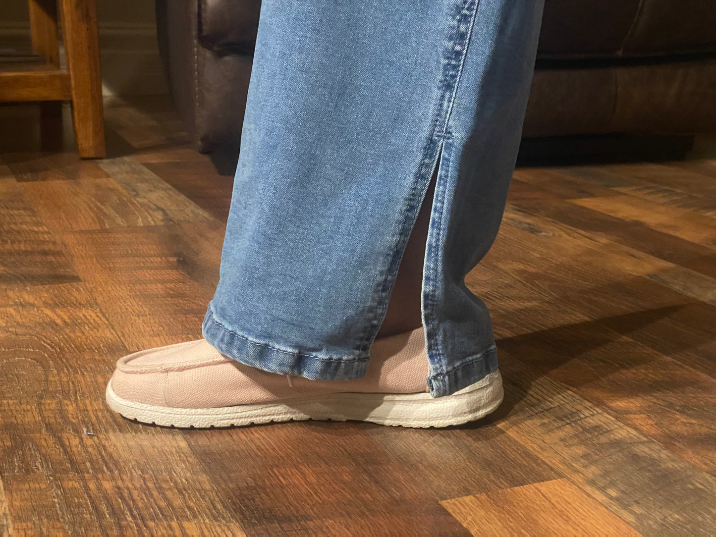 Fashion W Side Slit Wide Leg Jean