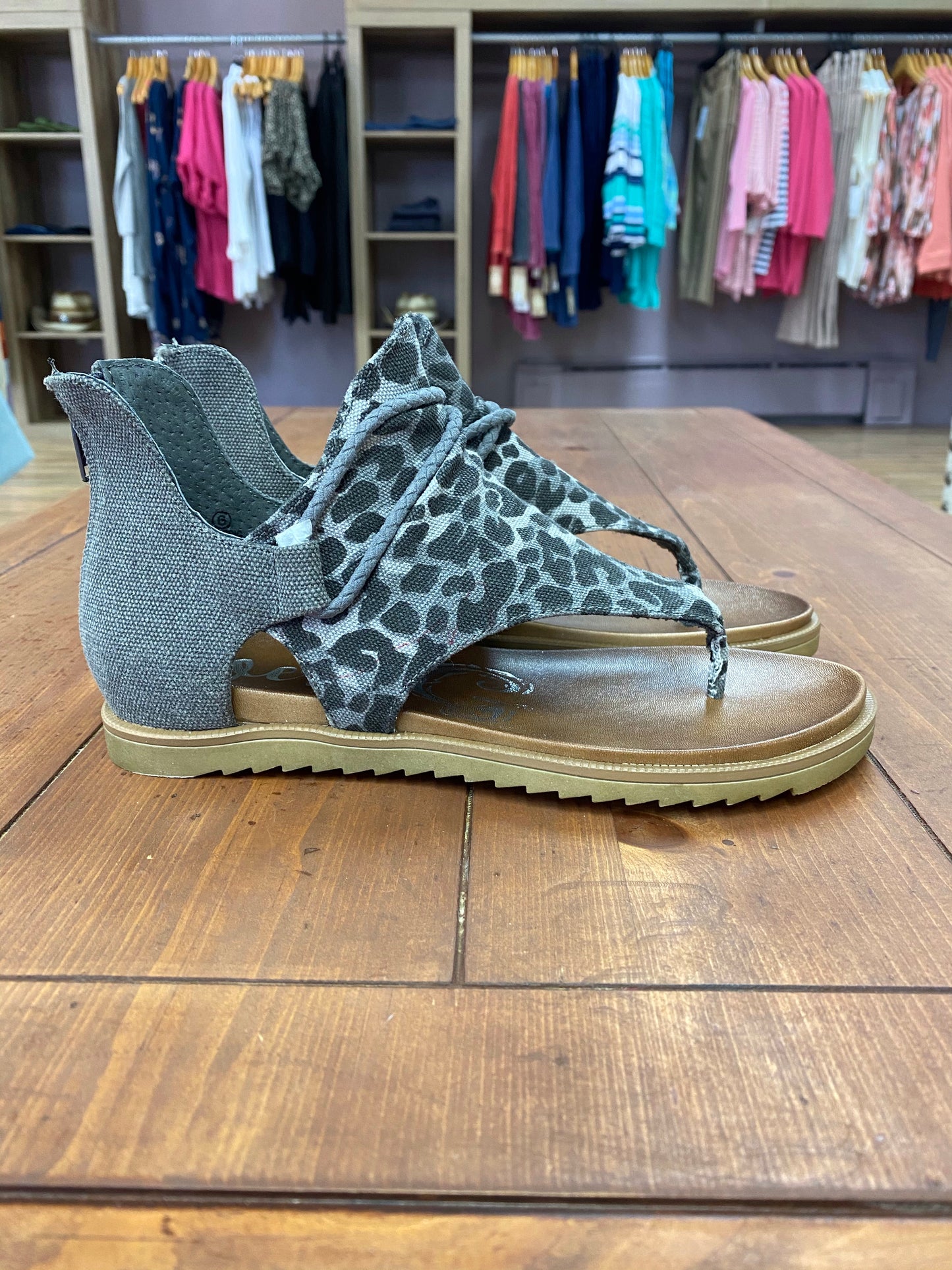 Very G Angelika Gray Leopard Sandal - Whitt & Co. Clothing