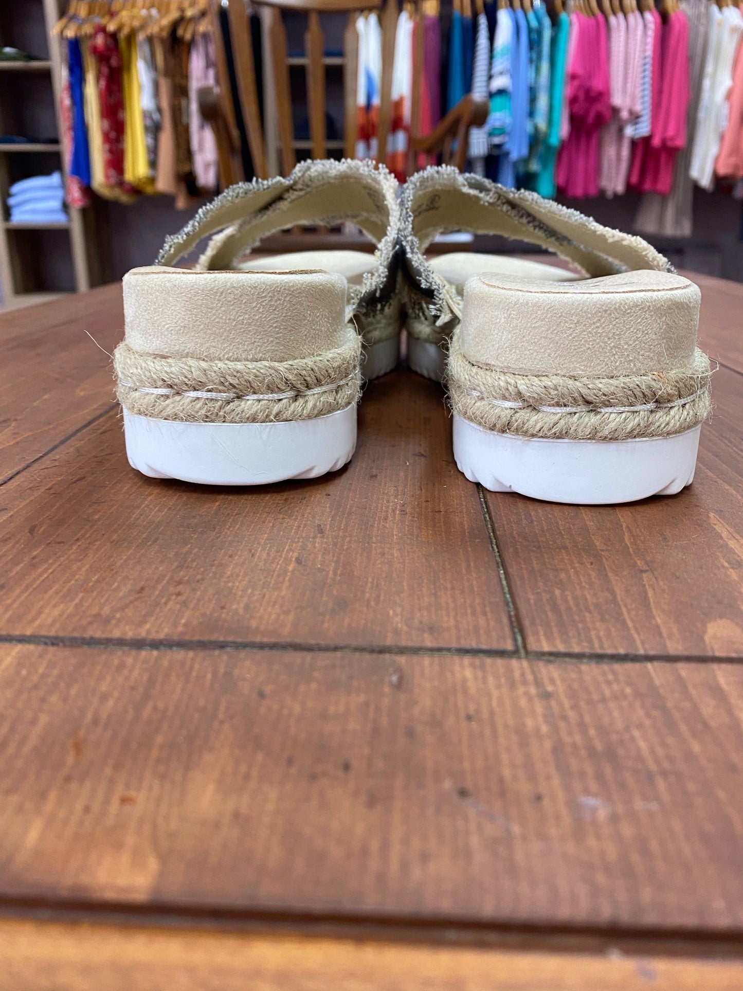 Very G Laney Gray Camo Sandal - Whitt & Co. Clothing