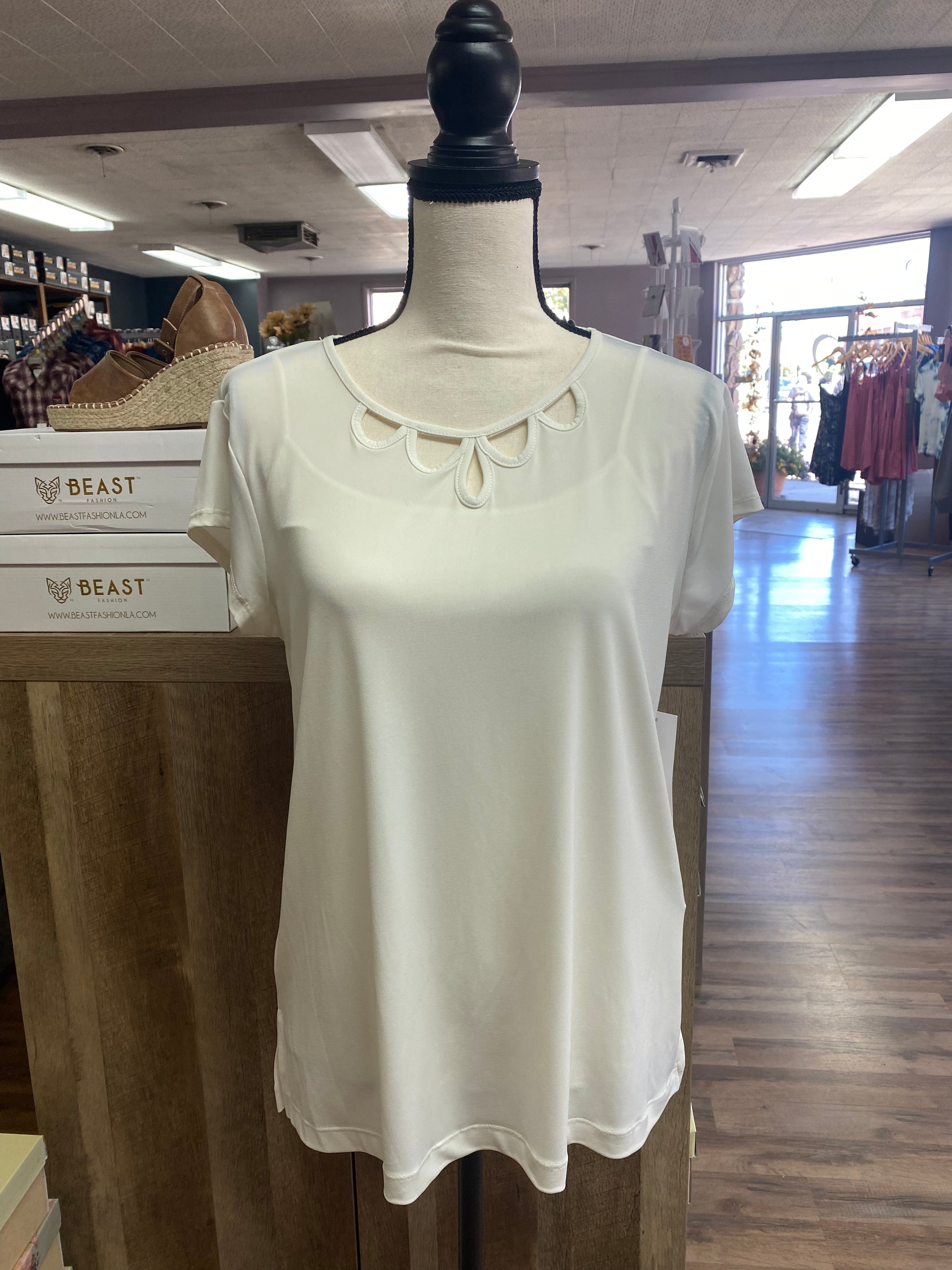 Southern Lady Cap Sleeve Ivory Cut Out Top - Whitt & Co. Clothing