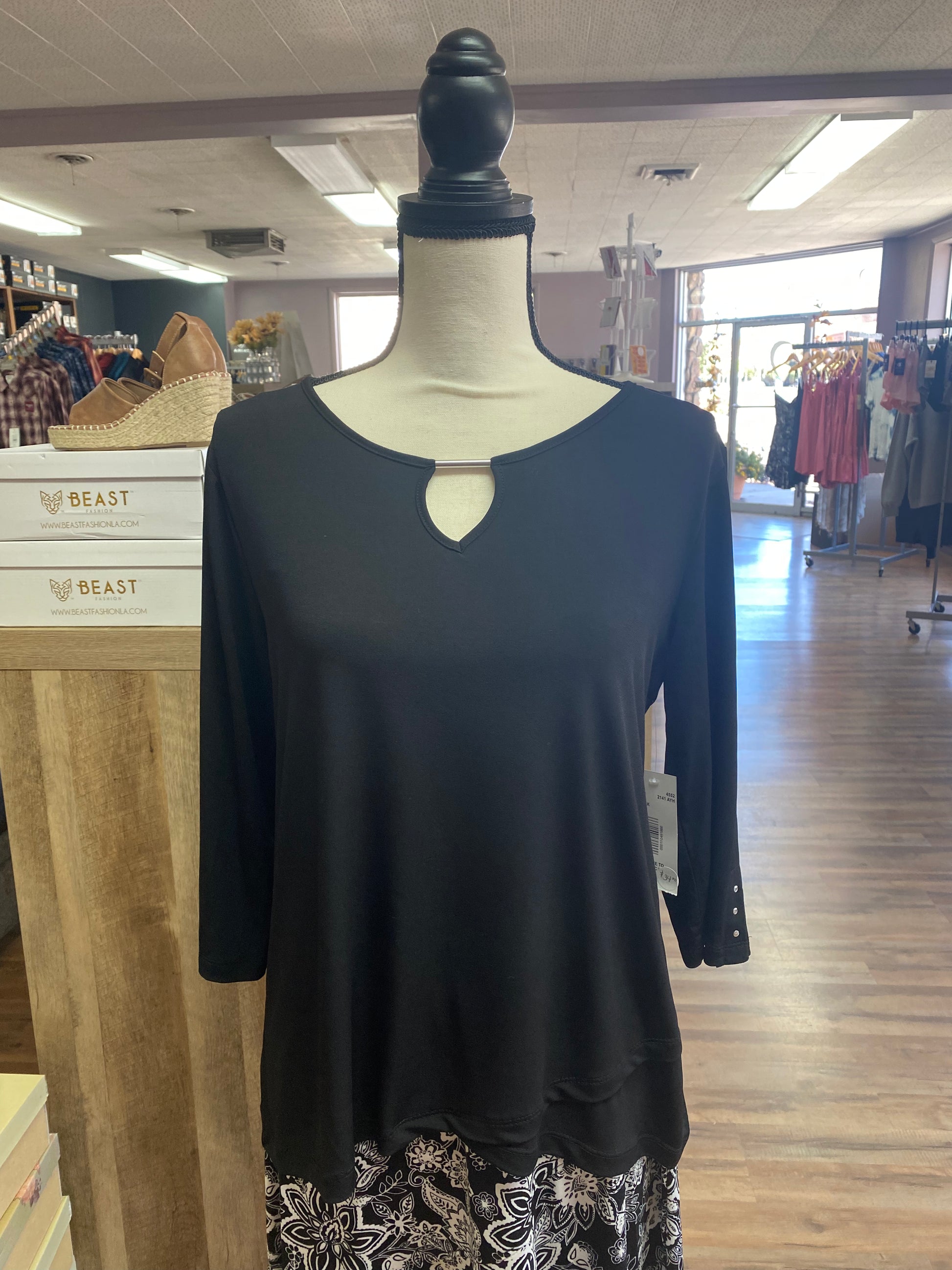 Southern Lady Black 3/4 Sleeve Top - Whitt & Co. Clothing