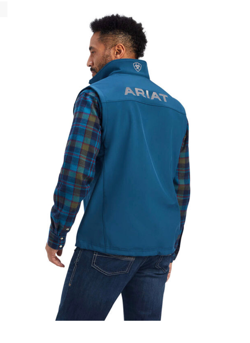 Ariat Men’s Logo 2.0 Softshell Vest - Whitt & Co. Clothing